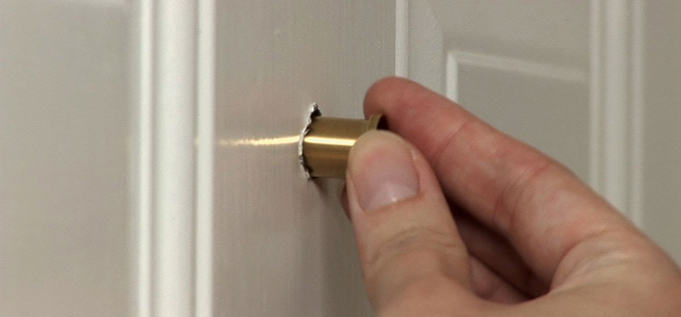 peephole door repair in Santa Maria